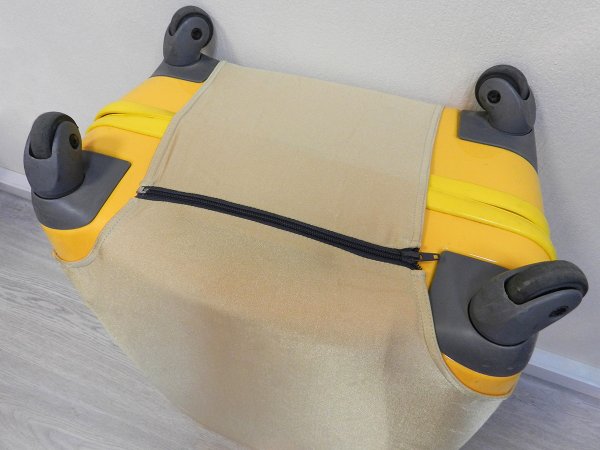 Чехол для чемодана на 4-х колесах (песочный) extracase